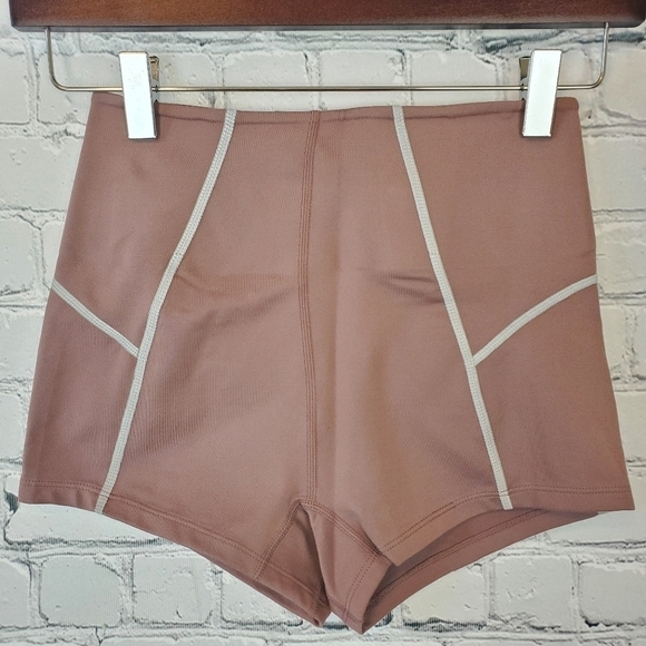 Free People You're A Peach Shorty Shorts sz. XS - Picture 5 of 9